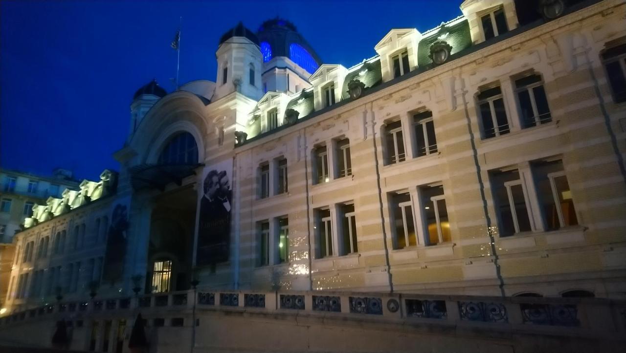 Hotel Du Palais Evian-les-Bains Exterior photo